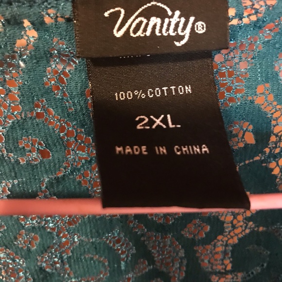 Long sleeve shirt with lace detail - Picture 3 of 3